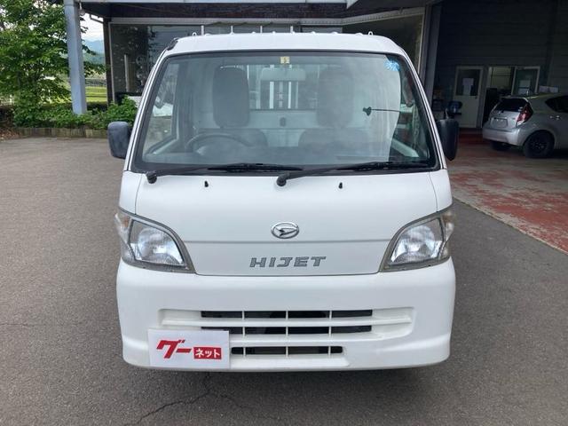 ハイゼットトラック 農用スペシャル　４ＷＤ　５速マニュアル　パワーステアリング　三方開　荷台ゴムマット　荷台ゲートプロテクター　ドアバイザー　走行距離９．１万キロ　修復歴無し　ホワイト　エアコン（2枚目）