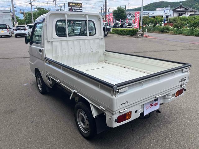 ハイゼットトラック エアコン・パワステ　ツインカムスペシャル　４ＷＤ　軽トラック　ＭＴ　エアコン　パワーステアリング（17枚目）