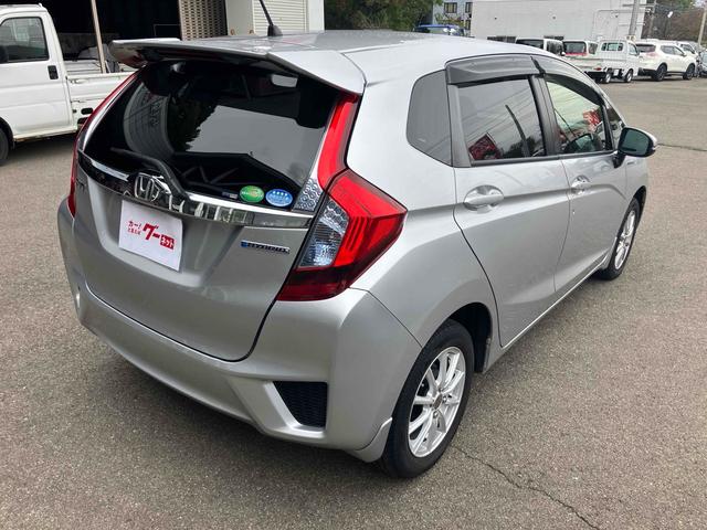 フィットハイブリッド Lパッケージ 4WD ハイブリッド バックカメラ ナビ TV オートクルーズコントロール 衝突被害軽減システム オートライト LEDヘッドランプ スマートキー 電動格納ミラー AT 盗難防止システム 衝突安全ボディ(16枚目)