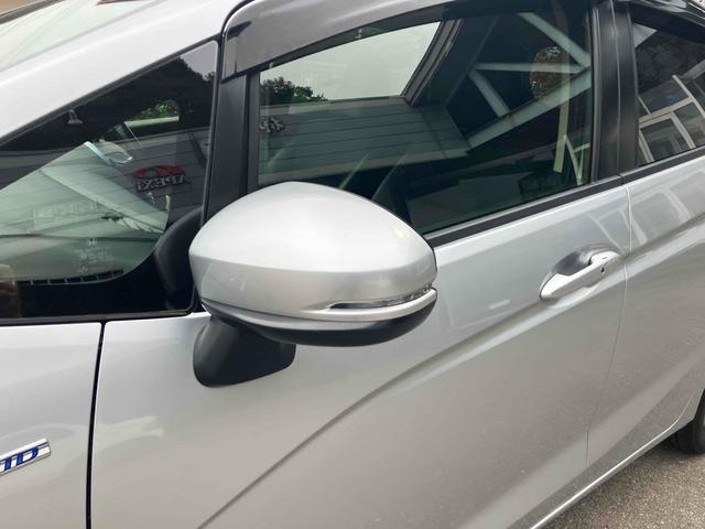 フィットハイブリッド Lパッケージ 4WD ハイブリッド バックカメラ ナビ TV オートクルーズコントロール 衝突被害軽減システム オートライト LEDヘッドランプ スマートキー 電動格納ミラー AT 盗難防止システム 衝突安全ボディ(18枚目)