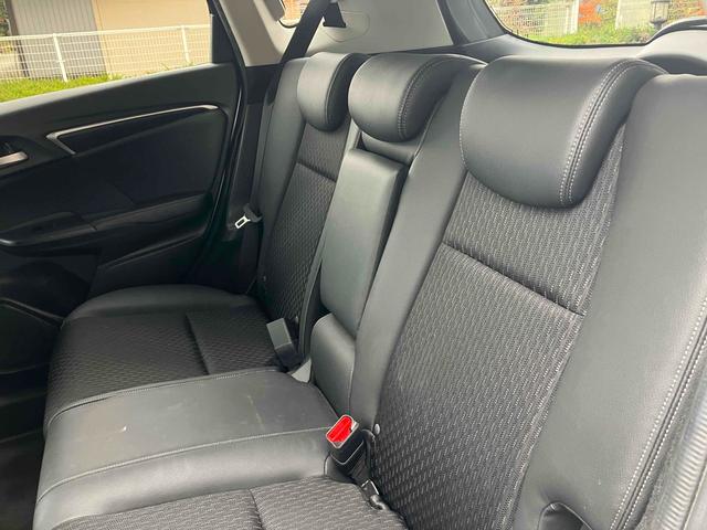 フィットハイブリッド Lパッケージ 4WD ハイブリッド バックカメラ ナビ TV オートクルーズコントロール 衝突被害軽減システム オートライト LEDヘッドランプ スマートキー 電動格納ミラー AT 盗難防止システム 衝突安全ボディ(37枚目)