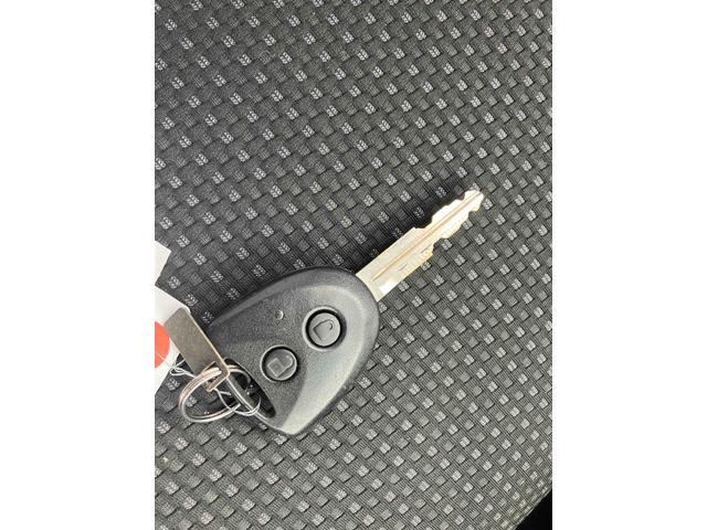 ハイゼットカーゴ クルーズＳＡＩＩＩ　軽バン　ＡＴ　衝突被害軽減システム　クリアランスソナー　ドライブレコーダー　ＥＴＣ　ナビ　バックカメラ　両側スライドドア　キーレスエントリー　アイドリングストップ　電動格納ミラー　ＥＳＣ　エアコン（10枚目）