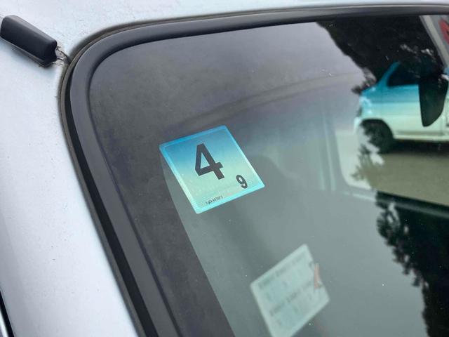 ハイゼットカーゴ クルーズＳＡＩＩＩ　４ＷＤ　軽バン　ＡＴ　衝突被害軽減システム　クリアランスソナー　両側スライドドア　キーレスエントリー　アイドリングストップ　電動格納ミラー　オートマチックハイビーム　ＥＳＣ　エアコン　パワーウィンドウ（21枚目）