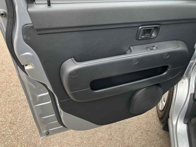 ハイゼットカーゴ クルーズＳＡＩＩＩ　４ＷＤ　軽バン　ＡＴ　衝突被害軽減システム　クリアランスソナー　両側スライドドア　キーレスエントリー　アイドリングストップ　電動格納ミラー　オートマチックハイビーム　ＥＳＣ　エアコン　パワーウィンドウ（26枚目）