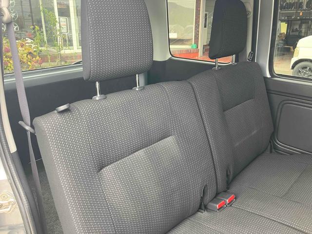 ハイゼットカーゴ クルーズＳＡＩＩＩ　４ＷＤ　軽バン　ＡＴ　衝突被害軽減システム　クリアランスソナー　両側スライドドア　キーレスエントリー　アイドリングストップ　電動格納ミラー　オートマチックハイビーム　ＥＳＣ　エアコン　パワーウィンドウ（31枚目）