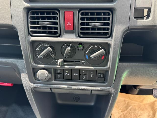 スーパーキャリイ X 4WD オートマ スズキセーフティサポート アイドリングストップ キーレス 電動格納ミラー エアコン パワステ パワーウィンドウ 修復歴無し 走行距離5km(17枚目)