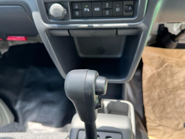 スーパーキャリイ X 4WD オートマ スズキセーフティサポート アイドリングストップ キーレス 電動格納ミラー エアコン パワステ パワーウィンドウ 修復歴無し 走行距離5km(18枚目)