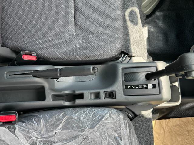 スーパーキャリイ X 4WD オートマ スズキセーフティサポート アイドリングストップ キーレス 電動格納ミラー エアコン パワステ パワーウィンドウ 修復歴無し 走行距離5km(19枚目)