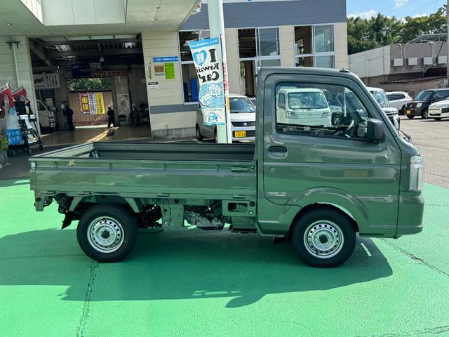 キャリイトラック KCエアコン・パワステ農繁仕様 4WD オートマ セーフティサポート アイドリングストップ キーレス ゲートプロテクター テールゲートチェーン エアコン パワステ パワーウィンドウ ABS 修復歴無し 走行距離5km(11枚目)