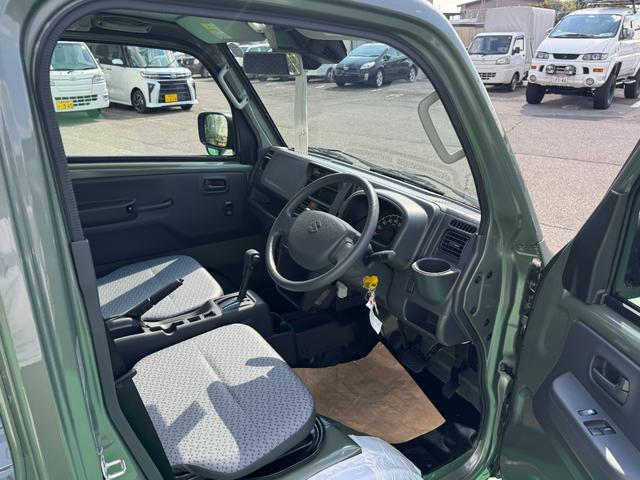 キャリイトラック KCエアコン・パワステ農繁仕様 4WD オートマ セーフティサポート アイドリングストップ キーレス ゲートプロテクター テールゲートチェーン エアコン パワステ パワーウィンドウ ABS 修復歴無し 走行距離5km(23枚目)