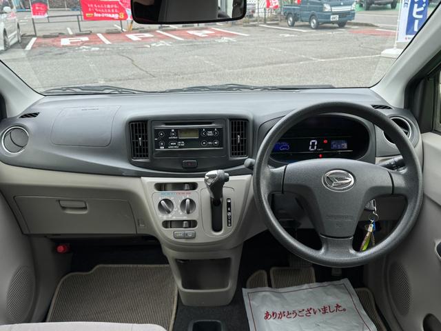 ミライース Ｘｆ　４ＷＤ　アイドリングストップ　キーレス　エアコン　パワステ　パワーウィンドウ　ＡＢＳ　修復歴無し　走行距離８０，１６１ｋｍ（5枚目）