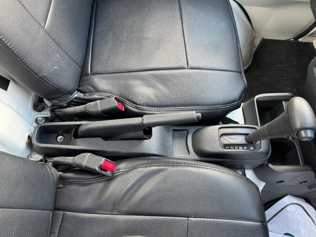 ハイゼットトラック スタンダード　４ＷＤ　オートマ　エアコン　パワステ　ＡＢＳ　下廻り防錆塗装済み　エアバッグ　ＥＴＣ車載器　ゲートプロテクター　修復歴無し　走行距離２６，７００ｋｍ（22枚目）