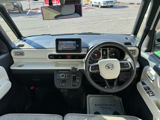 ムーヴキャンバス ストライプスＧターボ　４ＷＤ　ナビ　フルセグ　ＣＤ　ＤＶＤ　バックカメラ　クルーズコントロール　スマートアシスト　シートヒーター　エンジンスターター　スマートキー　両側電動スライドドア　修復歴無し　走行距離１４，２５５ｋｍ（15枚目）