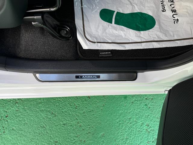 ムーヴキャンバス ストライプスＧターボ　４ＷＤ　ナビ　フルセグ　ＣＤ　ＤＶＤ　バックカメラ　クルーズコントロール　スマートアシスト　シートヒーター　エンジンスターター　スマートキー　両側電動スライドドア　修復歴無し　走行距離１４，２５５ｋｍ（35枚目）