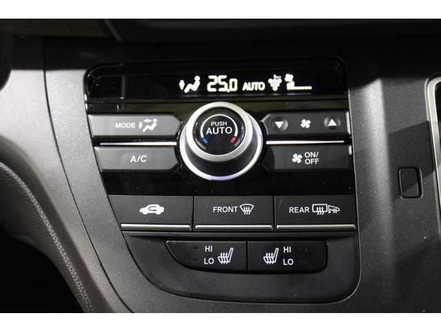 G・ホンダセンシング ギャザズメモリーナビ フルセグTV ミュージックサーバー ABS 横滑り防止装置 衝突被害軽減ブレーキ ETC 両側パワ-スライドドア シートヒーター スマートキー 盗難防止装置 ワンオーナー 禁煙車(12枚目)