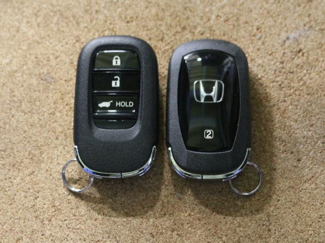 ヴェゼル e:HEVZ・PLaYパッケージ コネクトディスプレー フルセグ リアカメラ ETC BSi シートヒーター ハンドルヒーター LEDヘッドライト アルミホイール(22枚目)