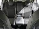 後部座席もゆったり座れます。