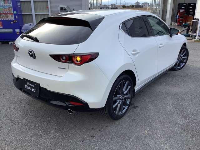 ＭＡＺＤＡ３ファストバック ２．０　２０Ｓ　プロアクティブ　ツーリング　セレクション　元社用車　メモリーナビ　ＥＴＣ　３６０°モニタ－（2枚目）