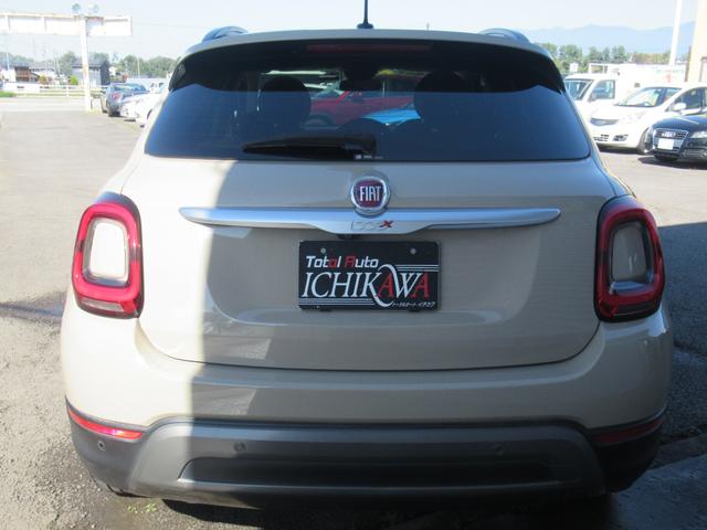 500X クロス ETC・シートヒーター・プッシュスタート・キーフリー・革シート・前席パワーシート・純正17インチアルミホイール(4枚目)