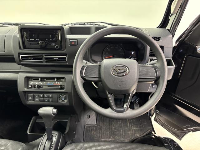 ハイゼットトラック ジャンボエクストラ CDチューナー オートライト CVT マニュアルエアコン LED荷台作業灯 LEDヘッドランプ LEDフォグランプ(16枚目)