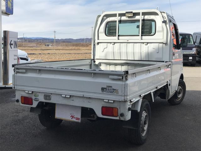 KC 4WD エアコン パワーステアリング 5速マニュアル 三方開 走行距離80324キロ 修復歴無し 保証付き 車検2022年1月まで ドアバイザー 作業灯(4枚目)