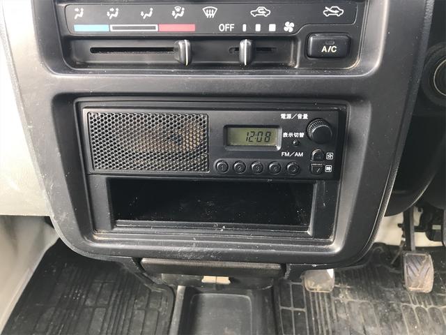 KC 4WD エアコン パワーステアリング 5速マニュアル 三方開 走行距離80324キロ 修復歴無し 保証付き 車検2022年1月まで ドアバイザー 作業灯(23枚目)