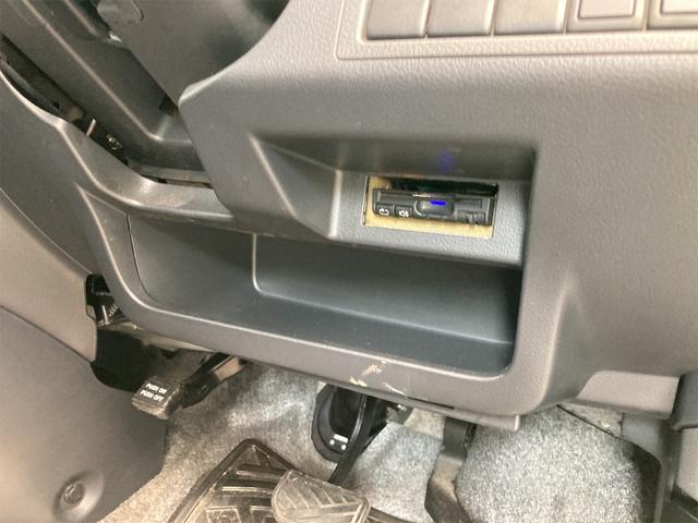 T ターボ ナビ ワンセグテレビ Bluetooth接続 CD DVD再生可能 フルフラットシート フルオートエアコン ETC オートライト 車検2024年月3月まで マニュアルモード付きオートマ(26枚目)