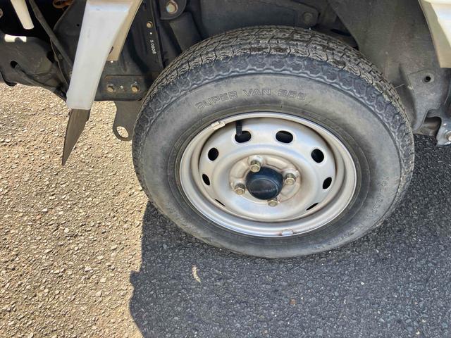 ご覧いただきありがとうございます♪気になったお車がありましたらお気軽にお電話をください♪