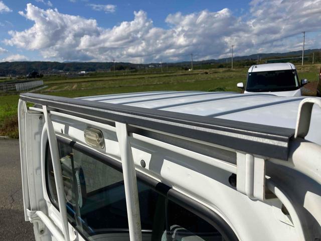 この度は当店のお車をご覧になっていただき、誠にありがとうございます。じっくり現車確認して頂けるよう、ご準備を致します!