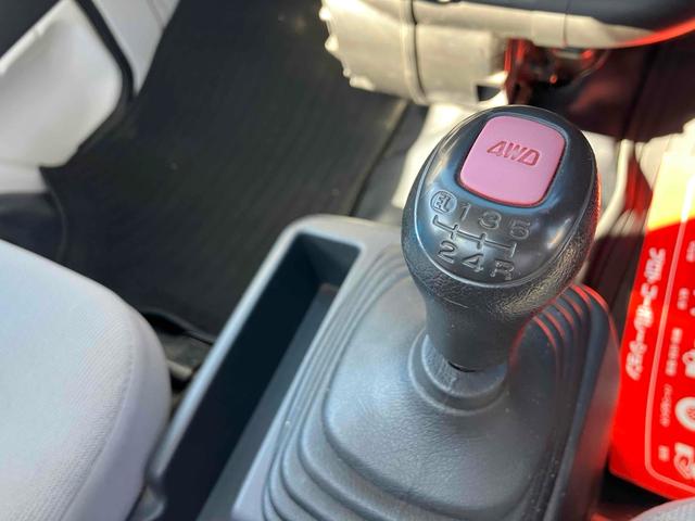 ご覧いただきありがとうございます♪気になったお車がありましたらお気軽にお電話をください♪