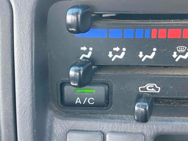 お車の知識がなくても大丈夫です!皆様のご来店をスタッフ一同、心よりお待ちしております。