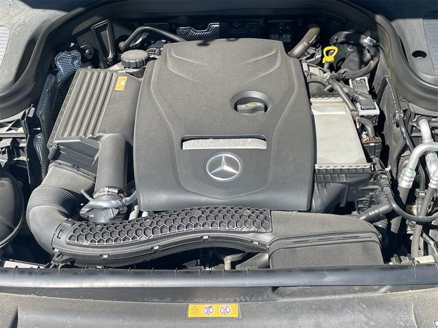 ＧＬＣ ＧＬＣ２５０　４マチックスポーツ（本革仕様）　４ＷＤ　スマートキーエンジン　プッシュスタート　パークアシスト　サンルーフ　ＨＤＤナビ　ルーフレーン　革シート　パワーシート　オートマチックハイビーム（17枚目）