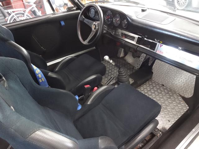 ９１１ ９１１Ｔ　Ｔ　ＲＳＲ　Ｌｏｏｋ（16枚目）