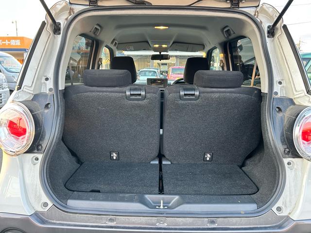キャスト アクティバＸ　アイドリングＳＴＯＰ　セキュリティアラーム　横滑防止装置　キーレス　フルフラット　オートエアコン　スマートキー　オートライト　ベンチシート　衝突安全ボディ　ＡＢＳ　パワーウィンドウ　パワーステアリング（3枚目）