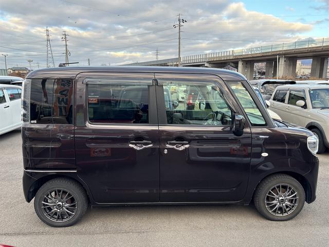 スペーシア ハイブリッドＧ　フルタイム４ＷＤ　障害物ソナー　セキュリティーアラーム　アイドリングＳ　スマートキープッシュスタート　ＡＵＴＯエアコン　ＥＳＰ付　ＡＵＴＯライト　キーレススタートシステム　ＳＲＳ　ＷＳＲＳ　クリソナ（4枚目）