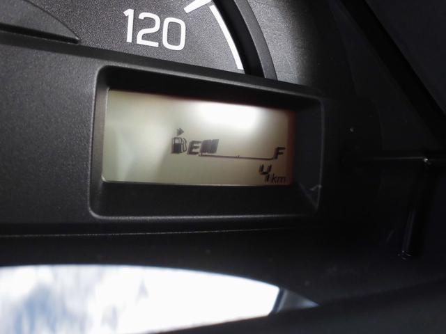 キャリイトラック KCエアコン・パワステ農繁仕様 切替式4WD・5速マニュアル・ハイビームアシスト付LEDオートライト・4枚リーフ・荷台LED作業灯・ゲートチェーン・アイドリングストップ・リアパーキングアシスト・デフロック・キーレス・パワーウインドー(33枚目)