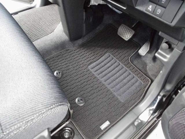 ムーヴ ＲＳ　名義変更令和８年１月上旬にてお願いします・純正ドアバイザー＆純正フロアーマット付き・４ＷＤ・ターボ・９インチスマホ連携ディスプレーオーディオ・両側電動スライドドア・電動パーキング・ワイヤレス充電機能・（13枚目）