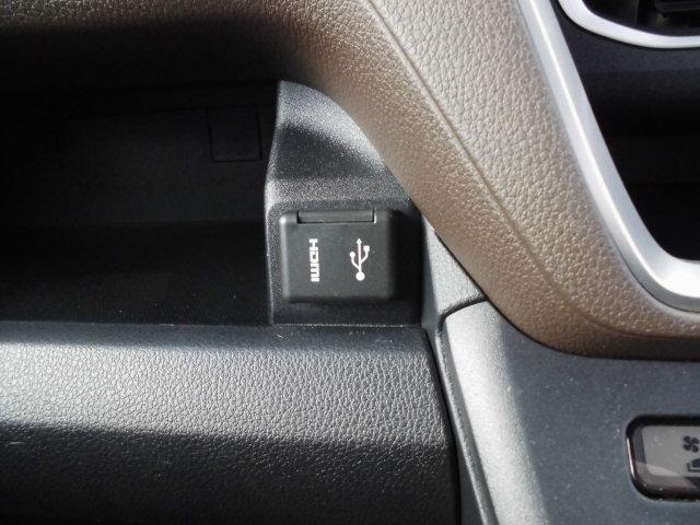 ムーヴ ＲＳ　名義変更令和８年１月上旬にてお願いします・純正ドアバイザー＆純正フロアーマット付き・４ＷＤ・ターボ・９インチスマホ連携ディスプレーオーディオ・両側電動スライドドア・電動パーキング・ワイヤレス充電機能・（18枚目）