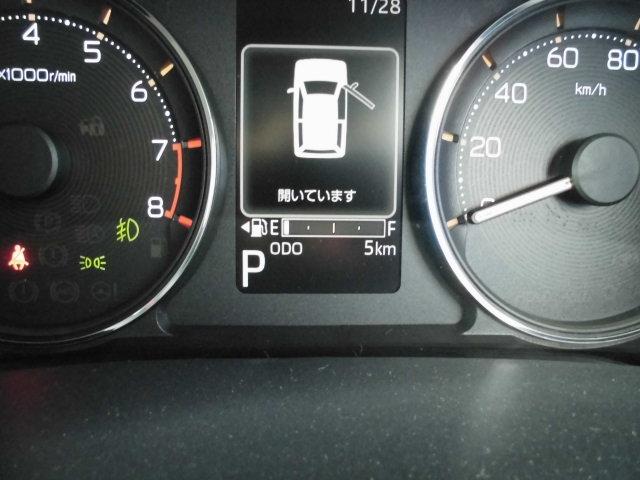 ムーヴ ＲＳ　名義変更令和８年１月上旬にてお願いします・純正ドアバイザー＆純正フロアーマット付き・４ＷＤ・ターボ・９インチスマホ連携ディスプレーオーディオ・両側電動スライドドア・電動パーキング・ワイヤレス充電機能・（26枚目）