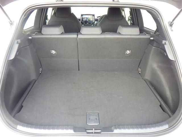 カローラスポーツ ハイブリッドＧ　Ｚ　フルセグ　メモリーナビ　バックカメラ　衝突被害軽減システム　ＥＴＣ　ドラレコ　ＬＥＤヘッドランプ（28枚目）