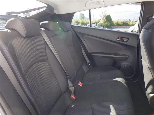 プリウス S フルセグ メモリーナビ DVD再生 バックカメラ 衝突被害軽減システム ETC LEDヘッドランプ(12枚目)