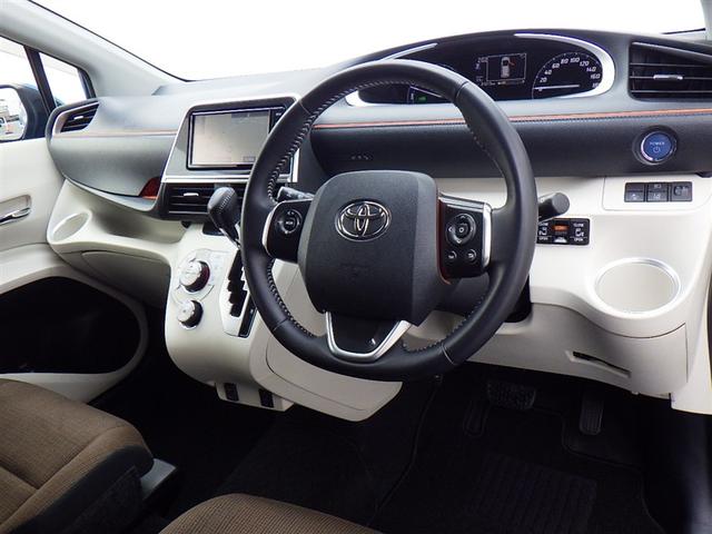 シエンタ ウェルキャブ 福祉車両 メモリーナビ バックカメラ 衝突被害軽減システム ETC ドラレコ 両側電動スライド ウオークスルー 乗車定員7人(9枚目)