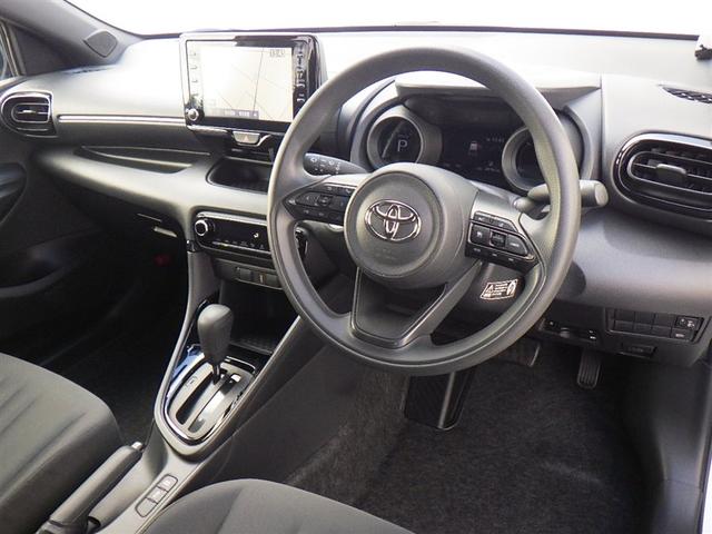 ヤリス G メモリーナビ DVD再生 バックカメラ 衝突被害軽減システム ETC(9枚目)