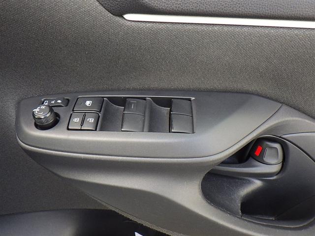 ヤリス G メモリーナビ DVD再生 バックカメラ 衝突被害軽減システム ETC(11枚目)