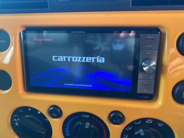 ＦＪクルーザー カラーパッケージ　リフトアップ　社外ナビ　バックカメラ　社外アルミ（22枚目）