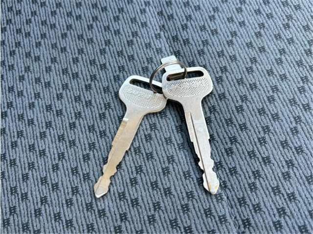 キャリイトラック KCエアコン・パワステ 前後ドラレコ 社外アルミホイール 社外メモリーナビ ワンセグTV 4WD(20枚目)