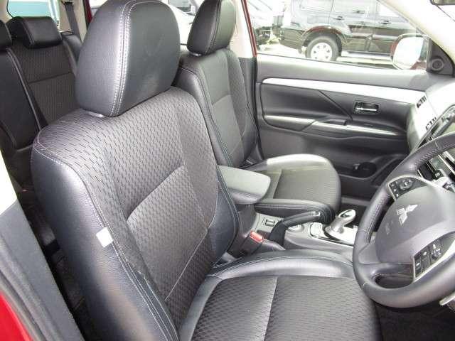 2.0 G 4WD 電動サンルーフ AC100V/1500W(16枚目)
