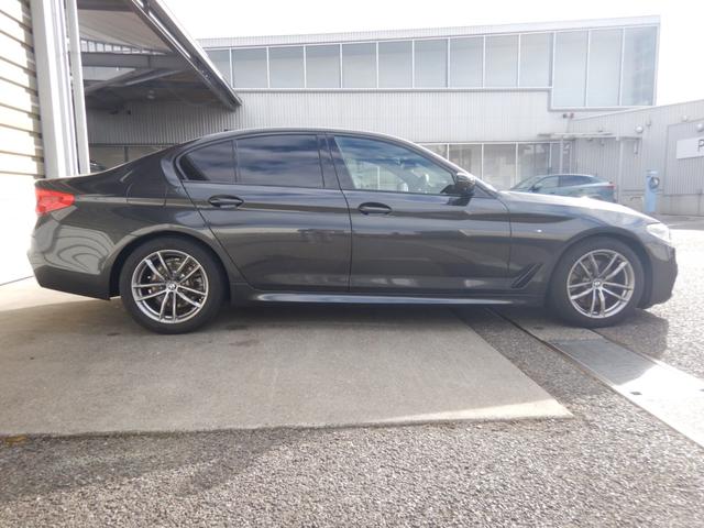 5シリーズ 523d xDrive Mスピリット リースアップ アドバンス・パッケージ ハイライン・パッケージ アダプティブLEDヘッドライト アクティブ・クルーズ・コントロール フロント/リヤシート・ヒーティング(25枚目)