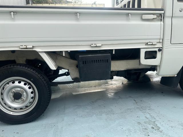 ハイゼットトラック スペシャル 4WD オートマチック パワステ ストロング防錆 エアコン無し(5枚目)