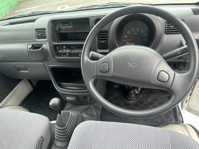 ハイゼットトラック ジャンボ 4WD 5速マニュアル エアコン パワステ オールペン済み(12枚目)